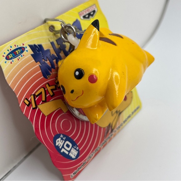 1998 Japanese Pocket Monsters Running Pikachu Keychain Banpresto Sho-Pro NEW - Picture 2 of 7